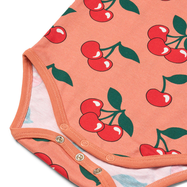 [Smafolk] Elstar ShortSleeved Baby Body With Cherry - Warm Blush