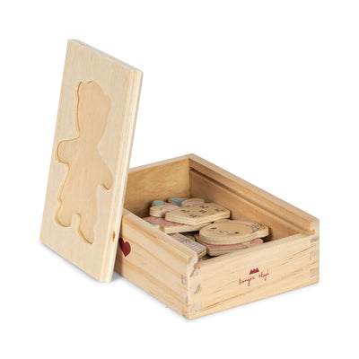 [Konges slojd] Teddy-Ankleidepuzzle aus Holz FSC - Dusty Pink