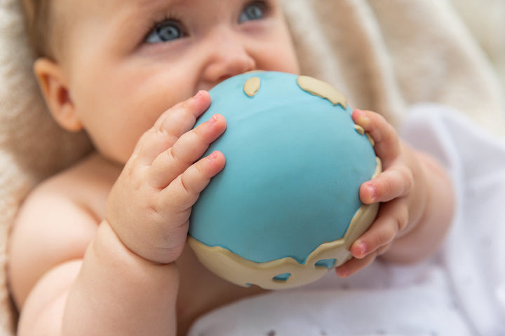 [Oli&amp;Carol] Earth the World Ball - Baby-Badespielzeug