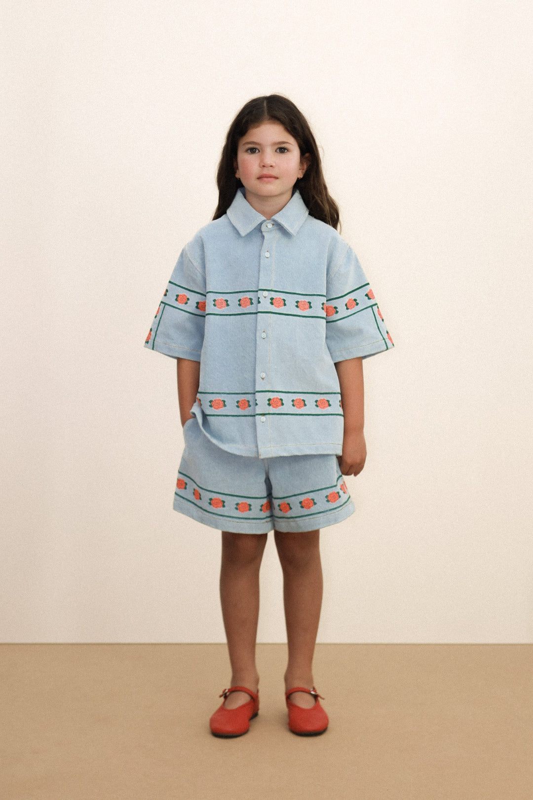 [TINYCOTTONS] Roses Denim Bermuda - Light Wash Denim