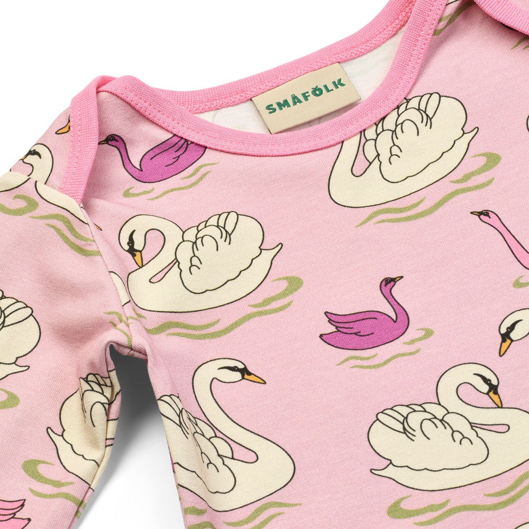 [Smafolk] Ulm Long Sleeved Baby Suit With Swan - Blush Cream