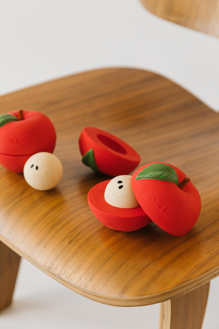 [Oli&Carol]Apple Stackable Toy & Rattle Ball