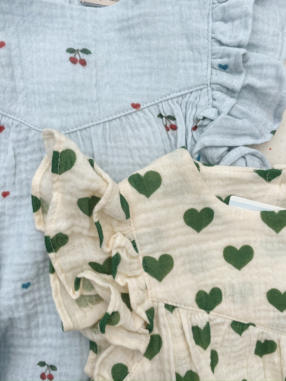[Konges slojd] Coco Romper GOTS - Cherry Blue Coeur