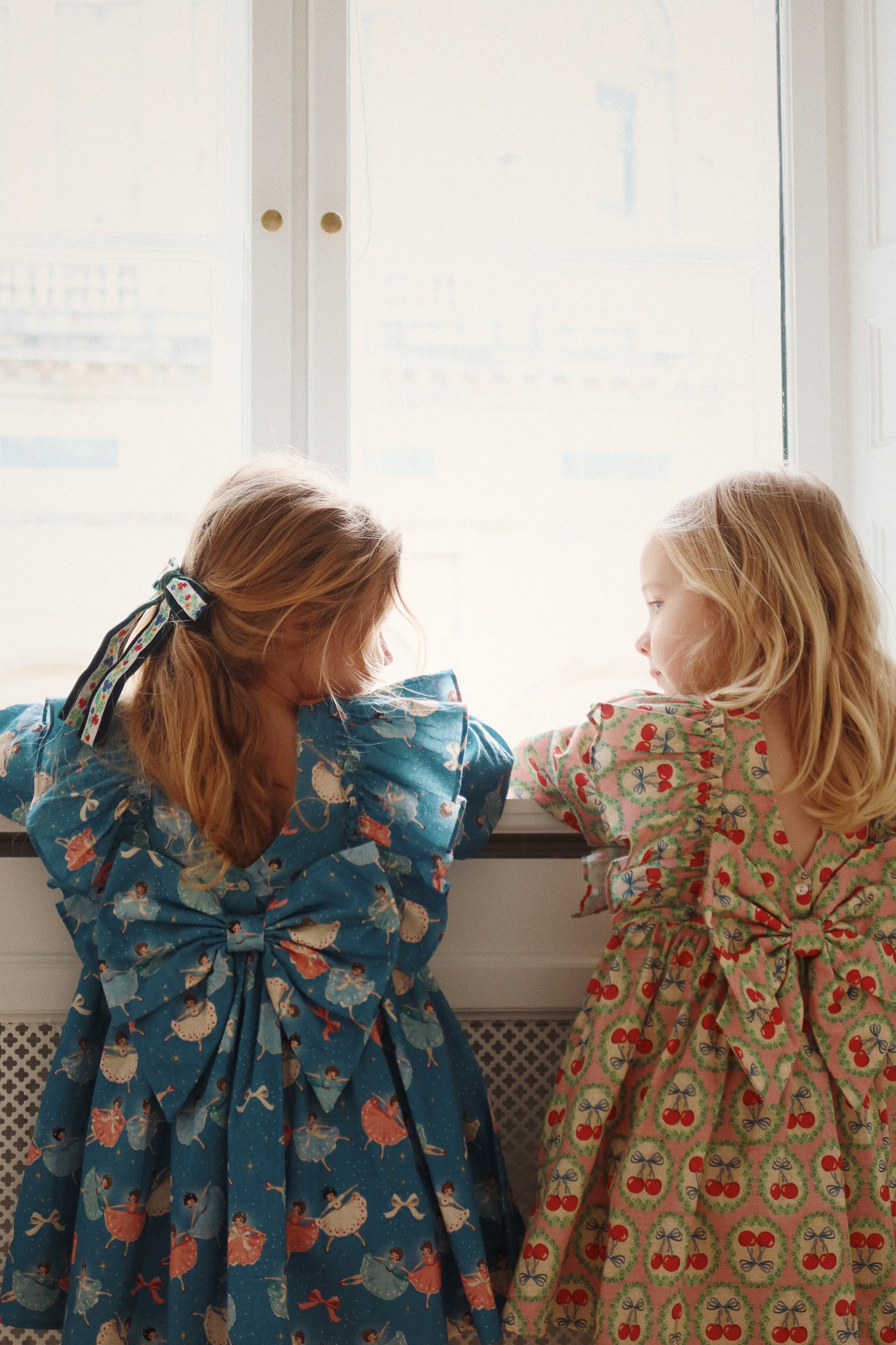 ワンピース Konges Sloejd EVIA LS BOW DRESS 7-8y konges sløjd evia long sleeve bow dress at Little